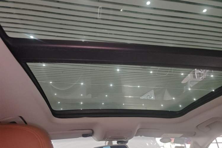 Used Audi Q3 2015 30 TFSI Ambition Edition Headliner