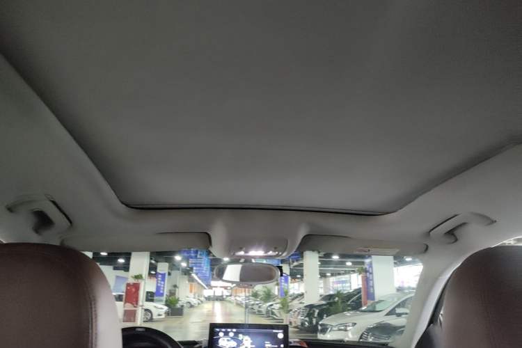 Used Audi Q3 2015 30 TFSI Ambition Edition Headliner