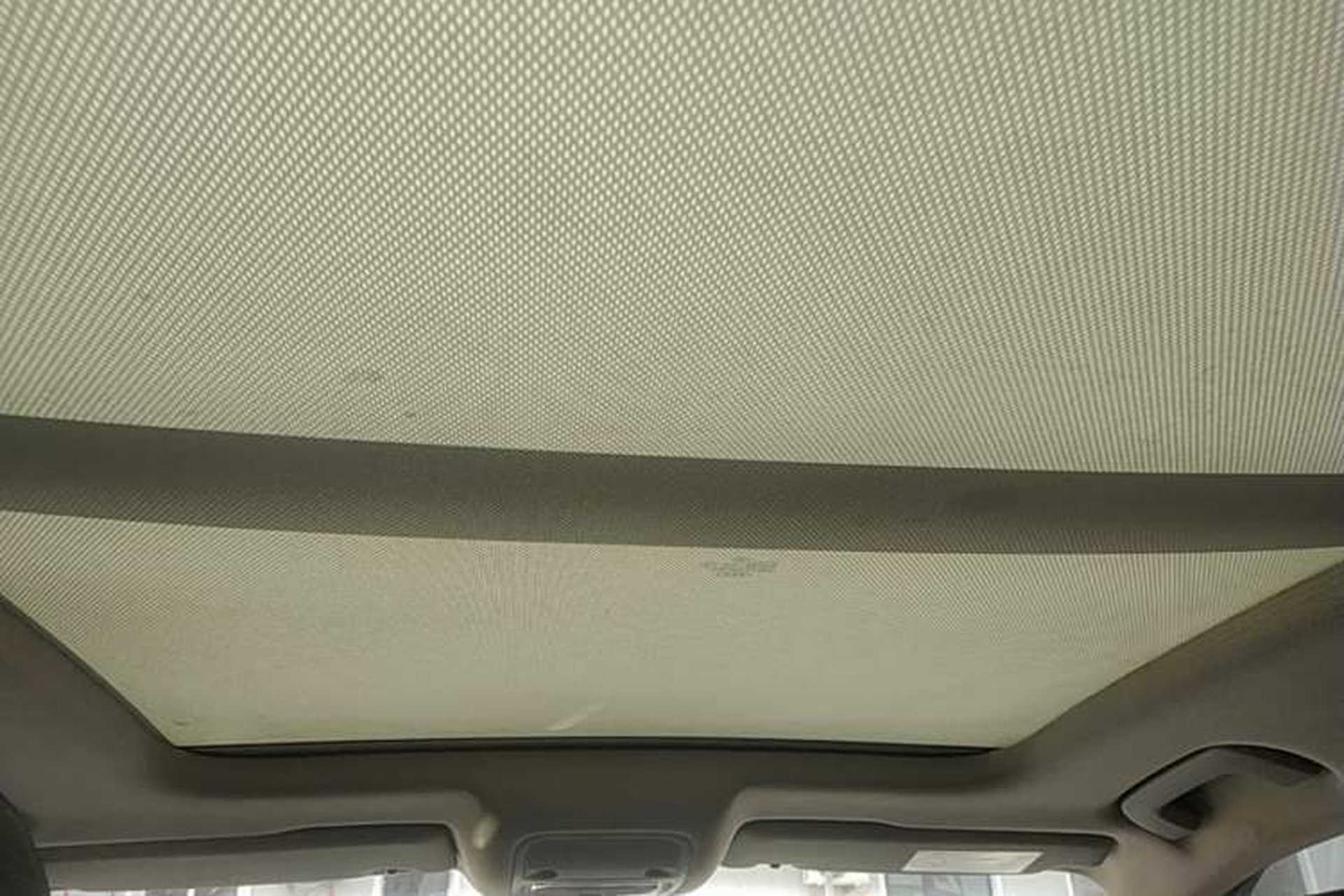 Used Audi Q3 2015 35 TFSI Comfort Model Headliner