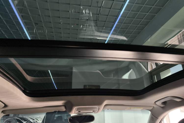 Used Audi Q3 2015 35 TFSI quattro Millionth Anniversary Edition Headliner