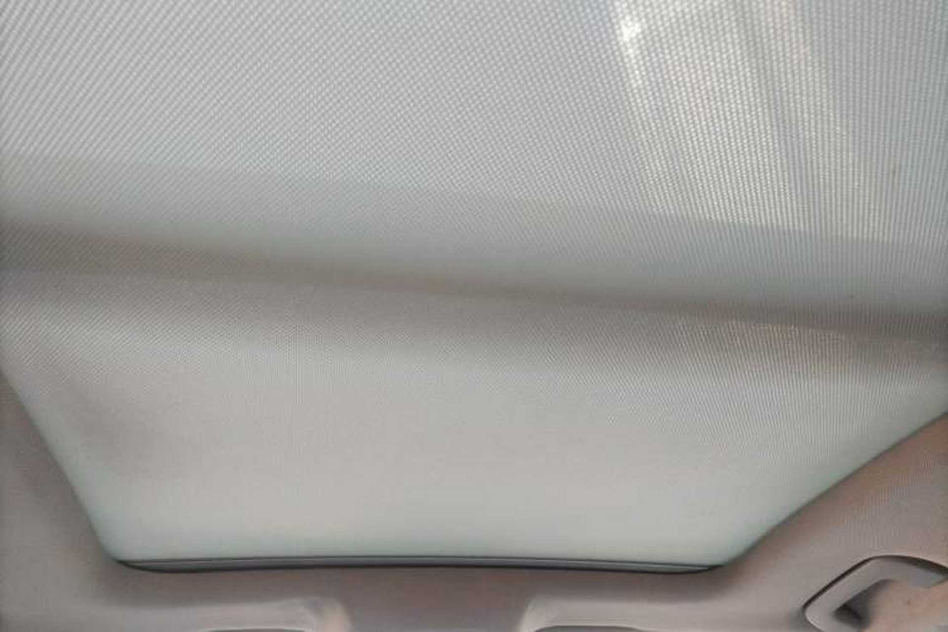 Used Audi Q3 2015 30 TFSI Comfort Model Headliner