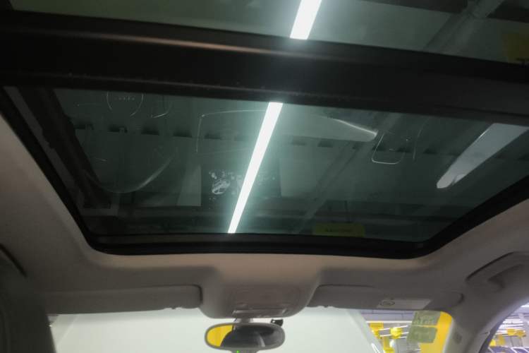 Used Audi Q3 2015 30 TFSI Comfort Model Headliner