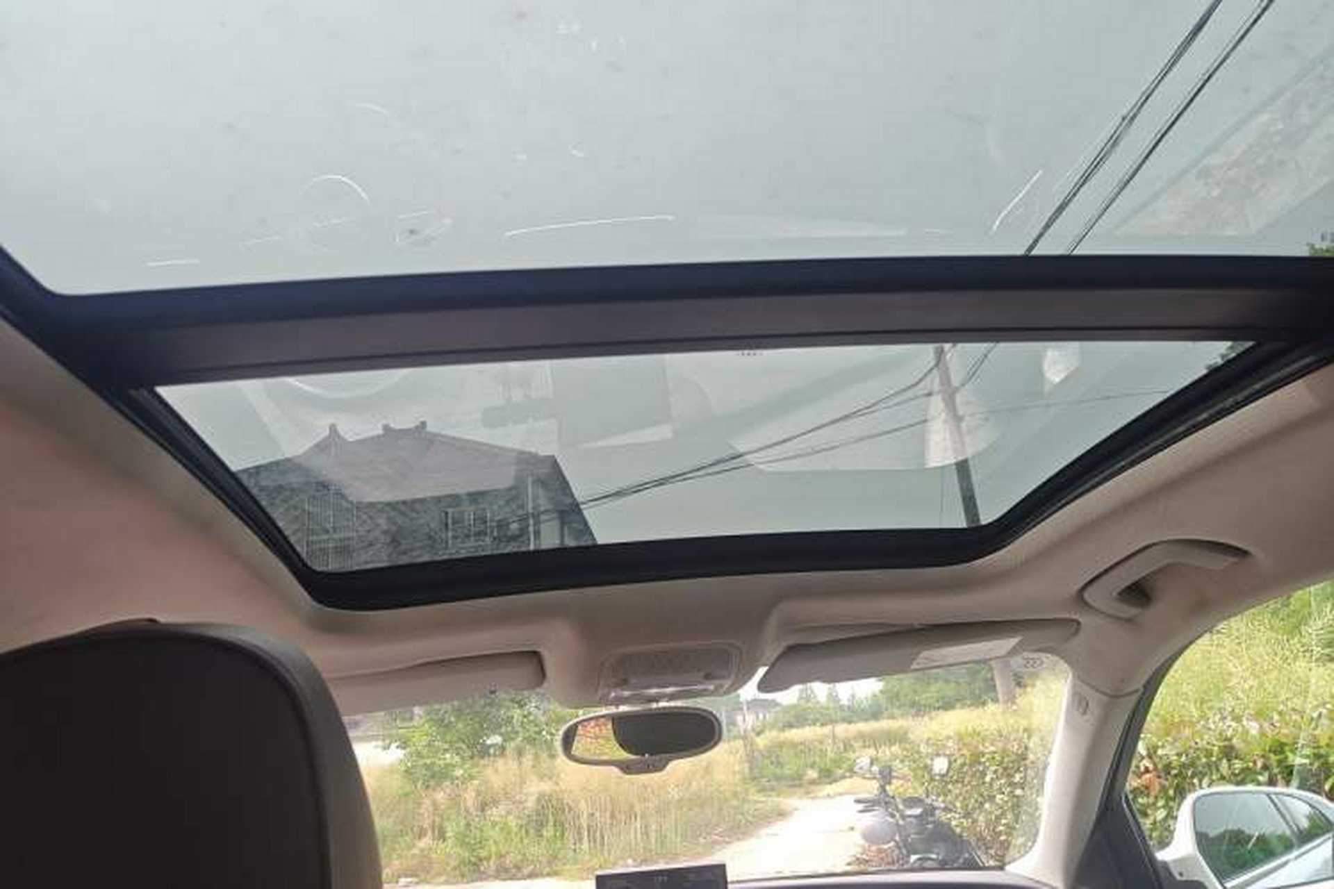 Used Audi Q3 2015 35 TFSI Comfort Model Headliner