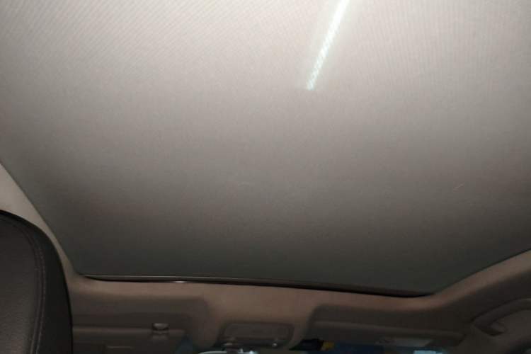 Used Audi Q3 2015 30 TFSI Comfort Model Headliner