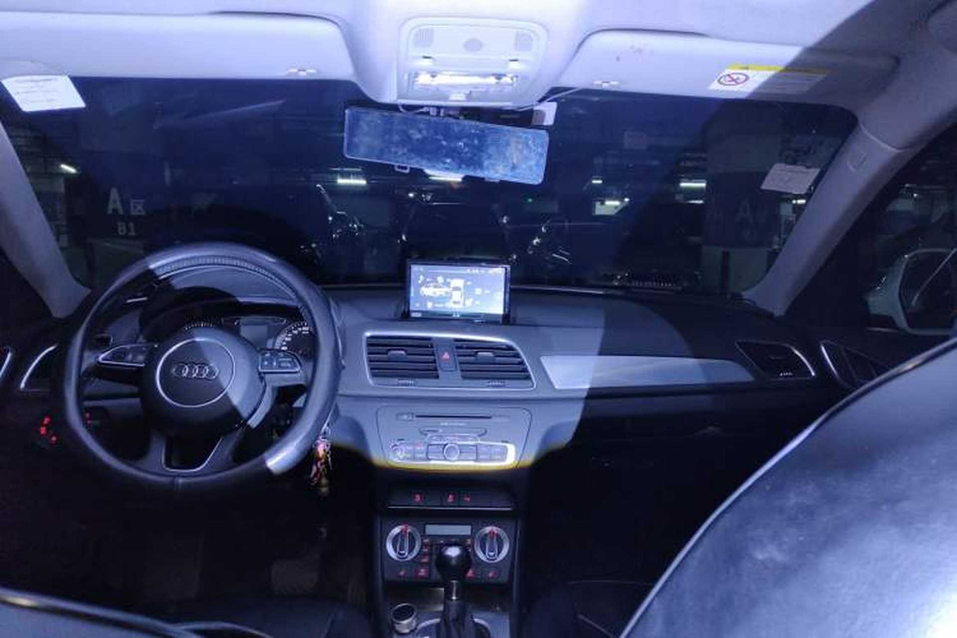 Used Audi Q3 2015 35 TFSI Ambition Edition Headliner