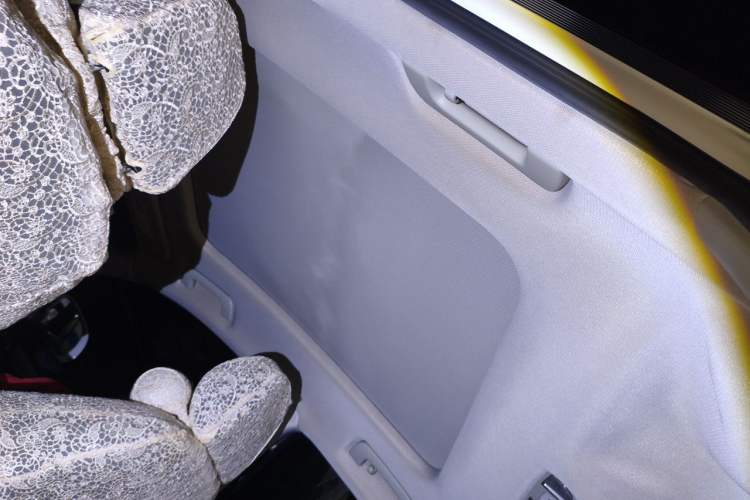 Used Audi Q3 2015 30 TFSI Comfort Model Headliner