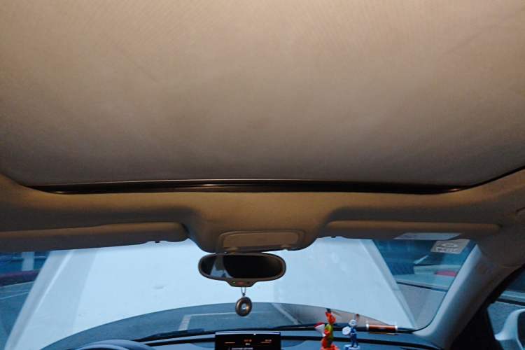 Used Audi Q3 2015 30 TFSI Comfort Model Headliner