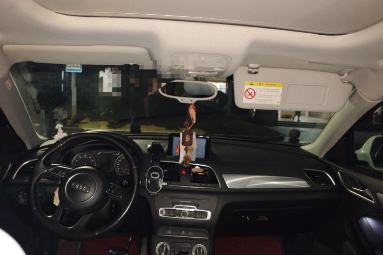 Used Audi Q3 2015 35 TFSI Ambition Edition Headliner