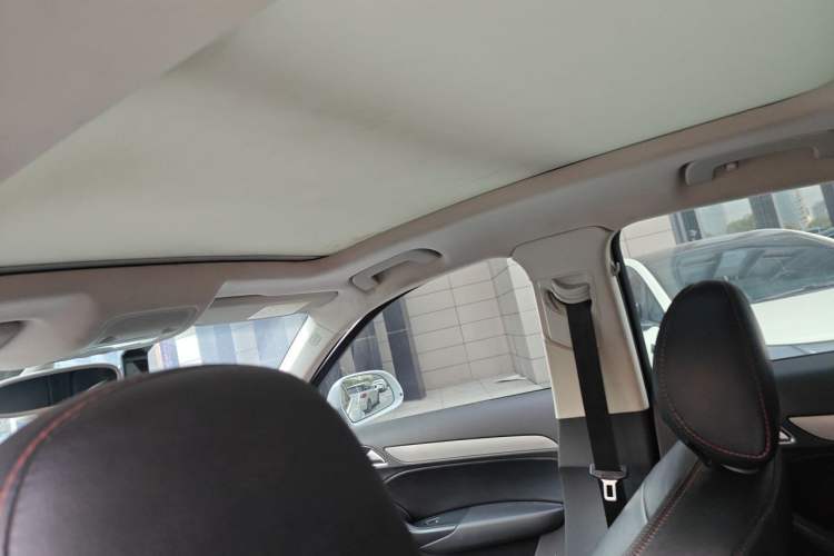 Used Audi Q3 2015 35 TFSI Ambition Edition Headliner