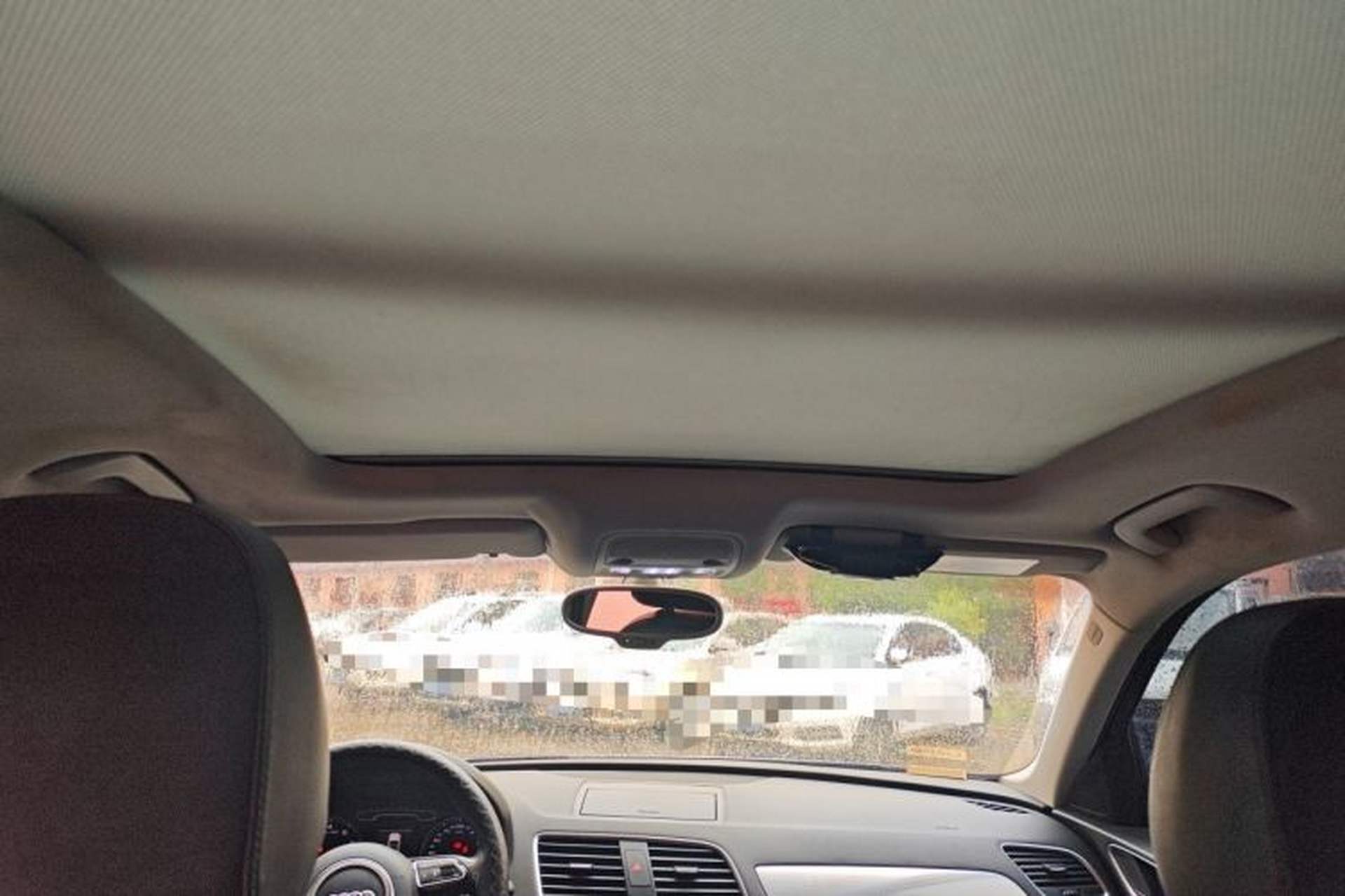 Used Audi Q3 2015 35 TFSI Comfort Model Headliner