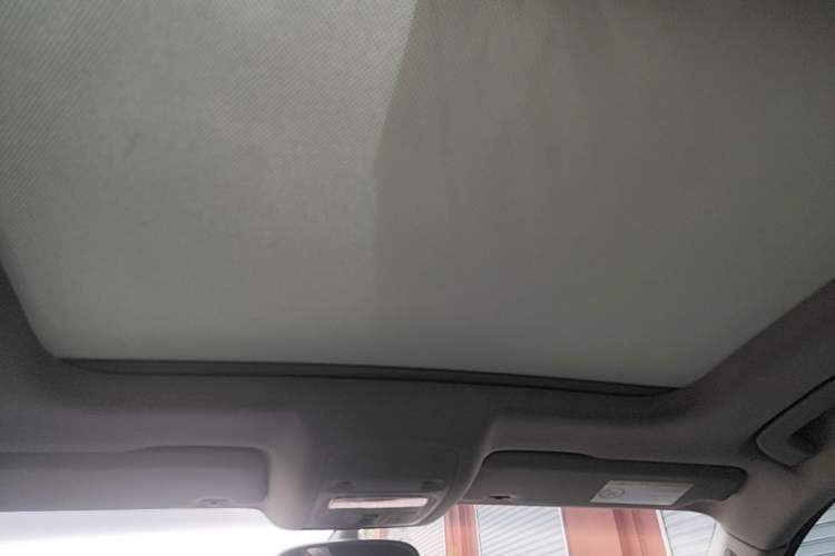 Used Audi Q3 2015 35 TFSI Comfort Model Headliner