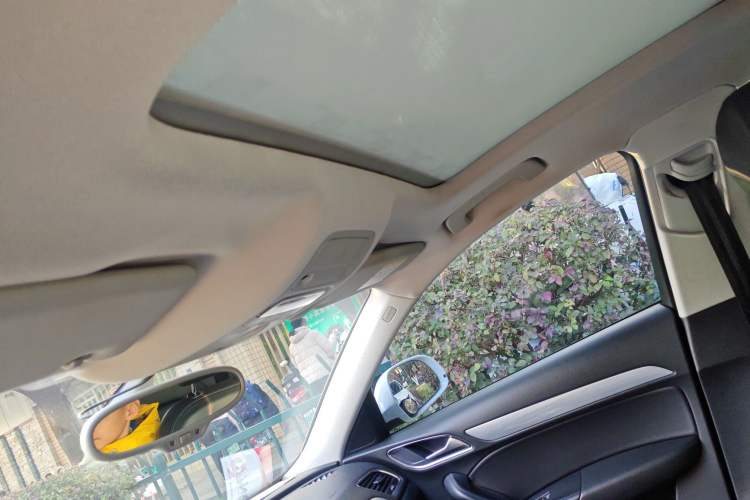 Used Audi Q3 2015 35 TFSI quattro Technology Edition Headliner