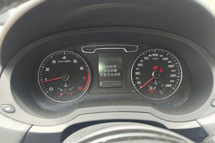 Used Audi Q3 2015 30 TFSI Comfort Model Instrument Cluster