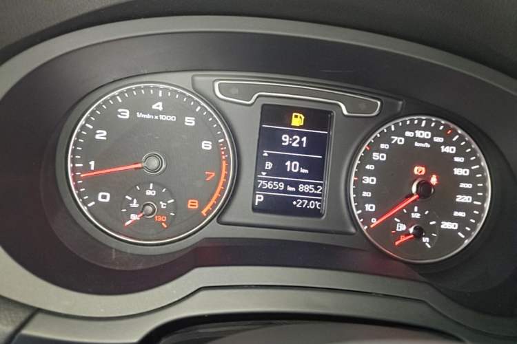 Used Audi Q3 2015 30 TFSI Comfort Model Instrument Cluster