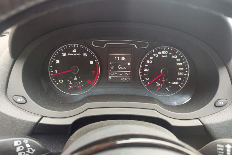 Used Audi Q3 2015 30 TFSI Comfort Model Instrument Cluster