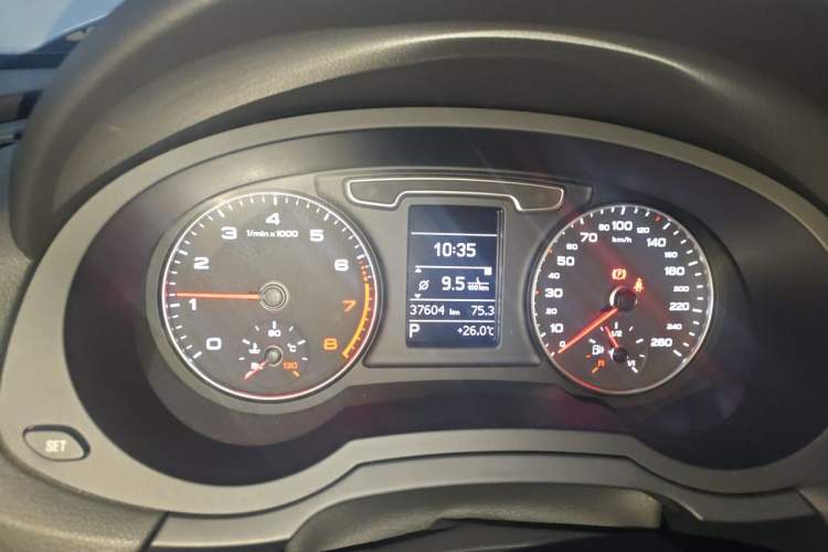 Used Audi Q3 2015 35 TFSI Ambition Edition Instrument Cluster