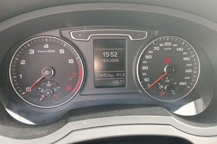 Used Audi Q3 2015 30 TFSI Ambition Edition Instrument Cluster
