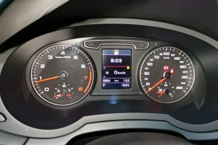 Used Audi Q3 2015 35 TFSI quattro Technology Edition Instrument Cluster