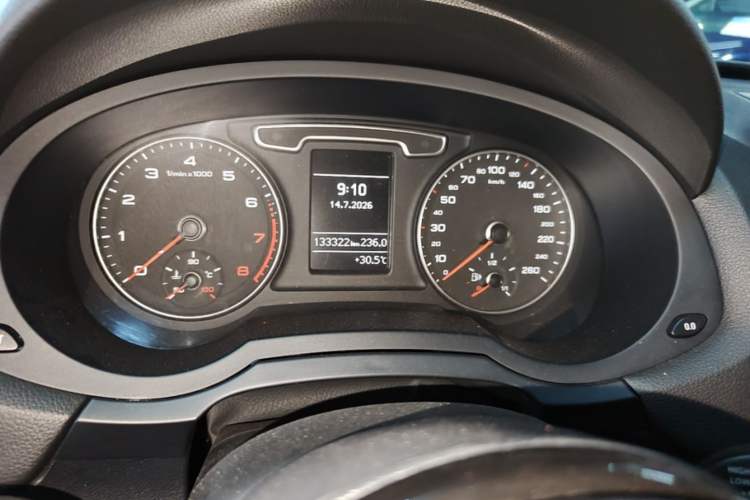 Used Audi Q3 2015 35 TFSI Ambition Edition Instrument Cluster