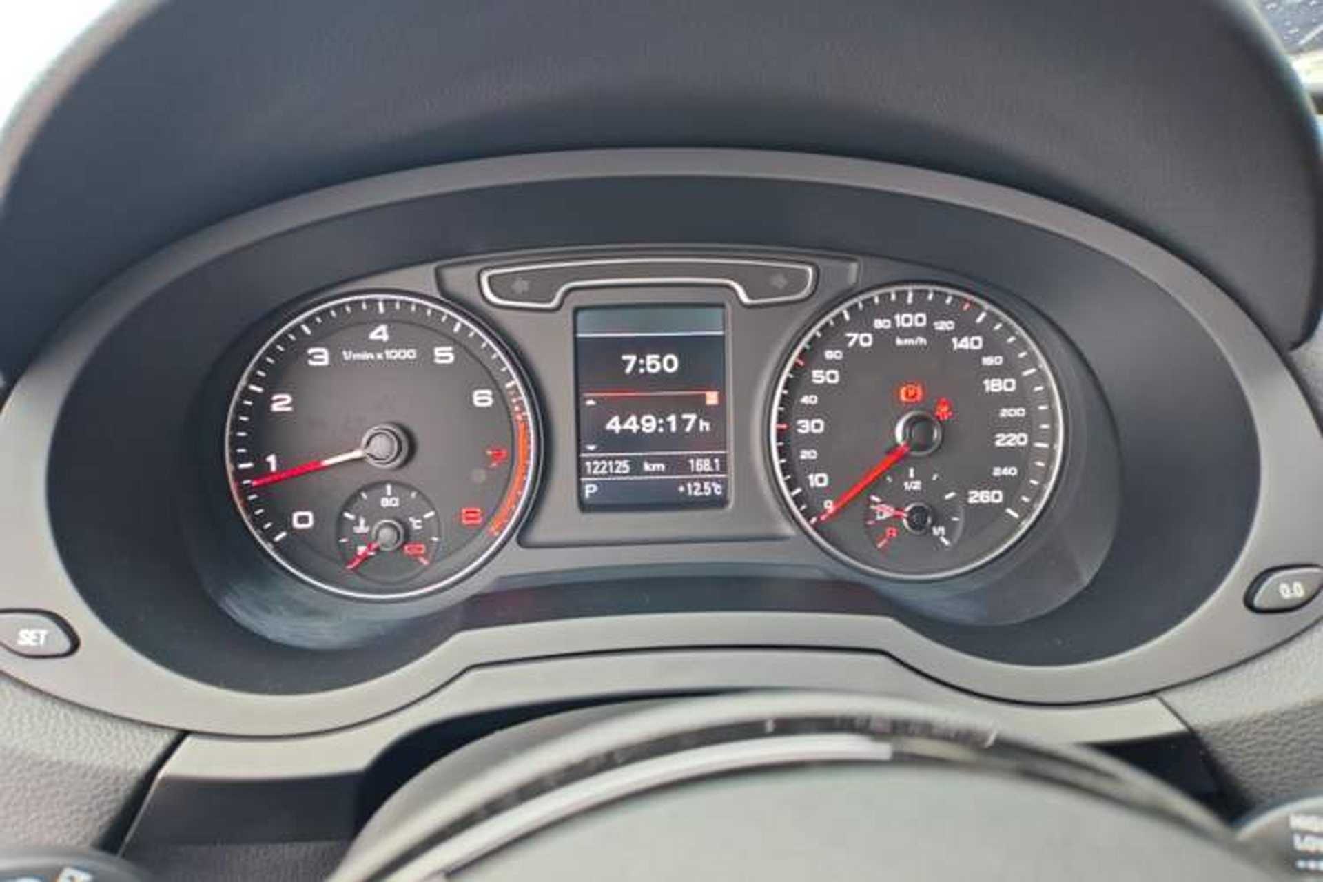 Used Audi Q3 2015 35 TFSI Ambition Edition Instrument Cluster
