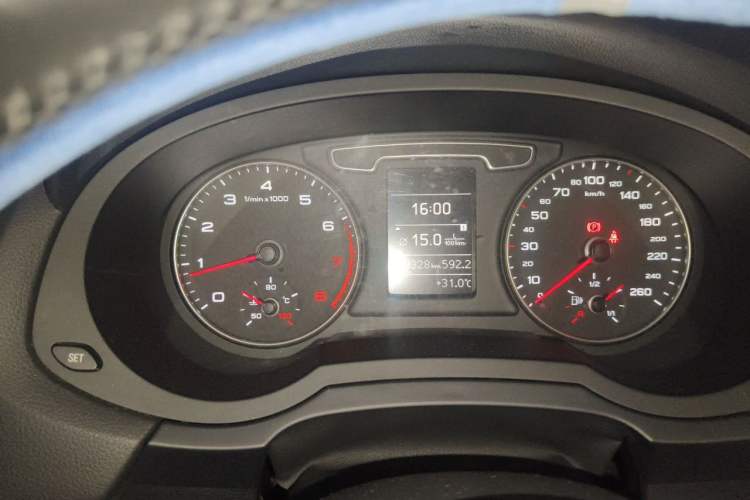 Used Audi Q3 2015 35 TFSI Comfort Model Instrument Cluster