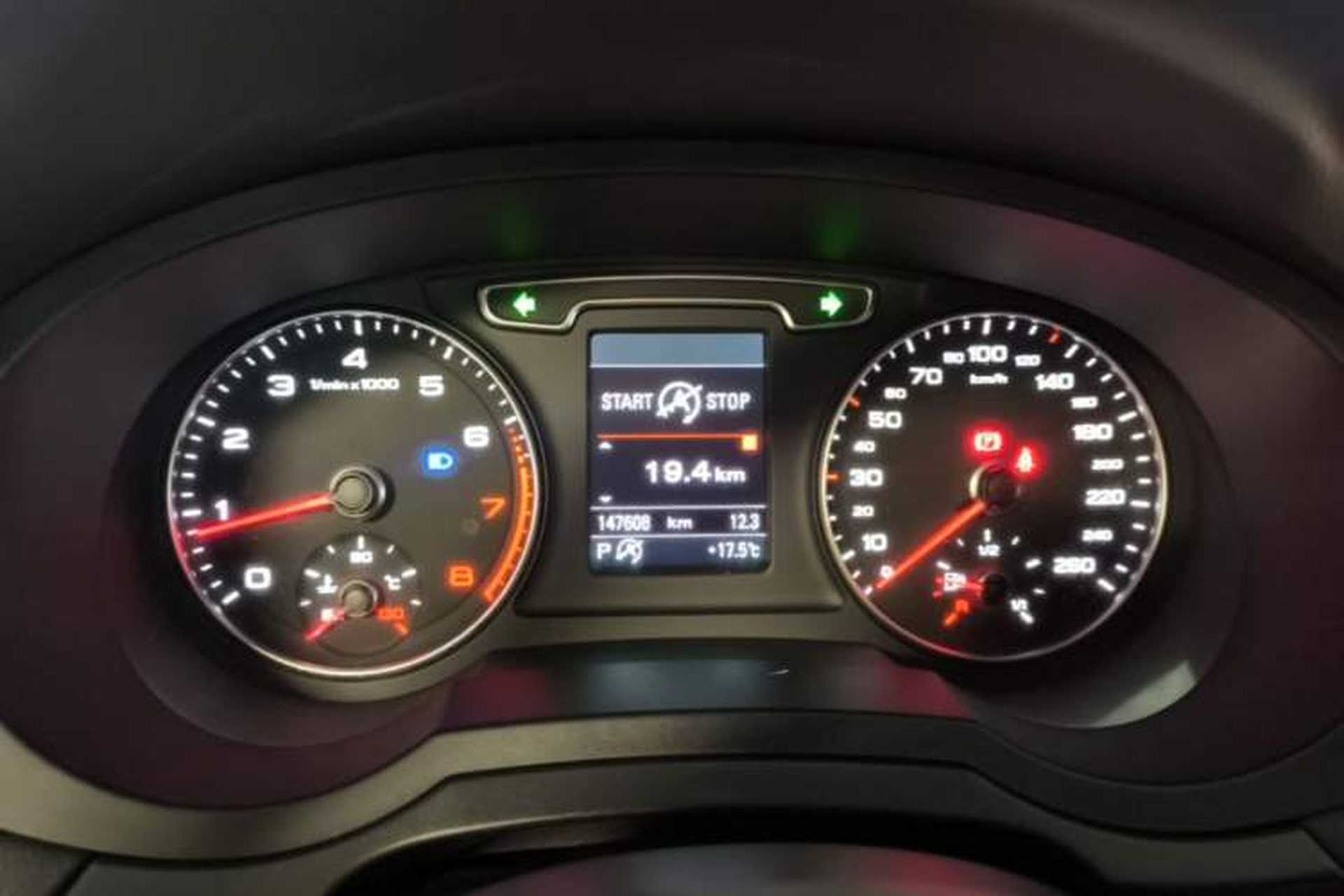Used Audi Q3 2015 35 TFSI quattro Technology Edition Instrument Cluster