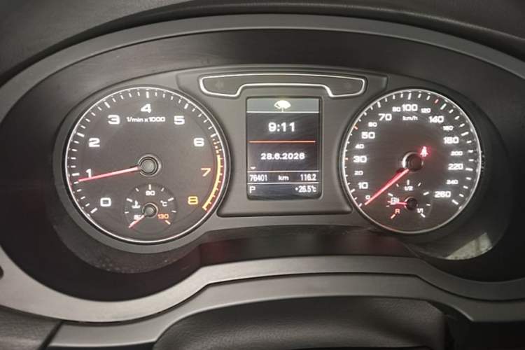 Used Audi Q3 2015 35 TFSI quattro Technology Edition Instrument Cluster