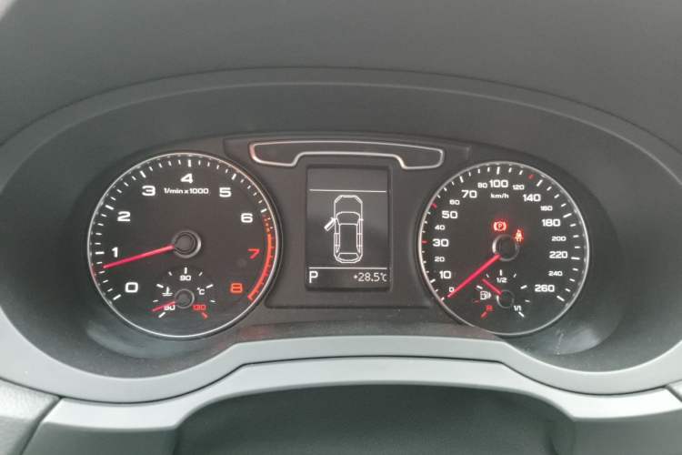 Used Audi Q3 2015 30 TFSI Comfort Model Instrument Cluster