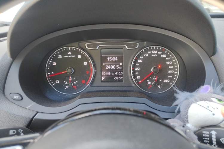 Used Audi Q3 2015 35 TFSI Comfort Model Instrument Cluster