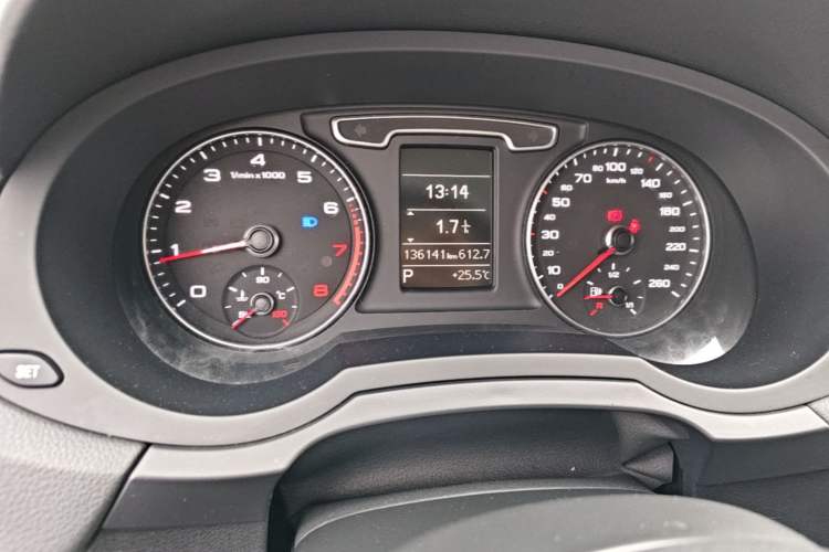 Used Audi Q3 2015 35 TFSI Millionth Anniversary Comfort Model Instrument Cluster