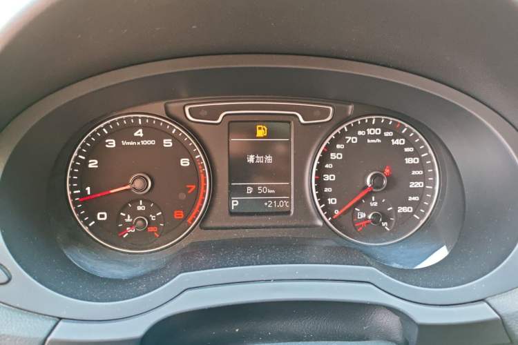 Used Audi Q3 2015 35 TFSI Ambition Edition Instrument Cluster