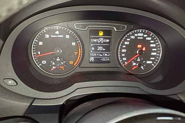 Used Audi Q3 2015 35 TFSI Ambition Edition Instrument Cluster