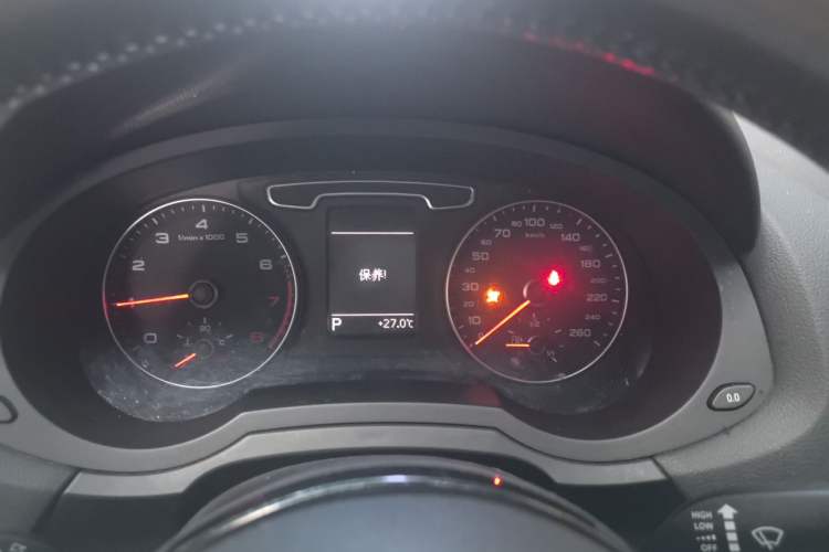 Used Audi Q3 2015 30 TFSI Comfort Model Instrument Cluster