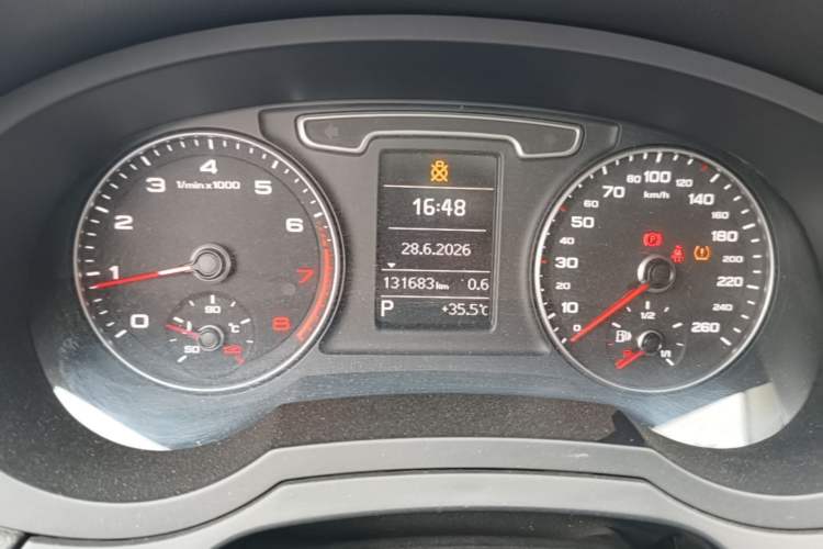 Used Audi Q3 2015 35 TFSI Ambition Edition Instrument Cluster