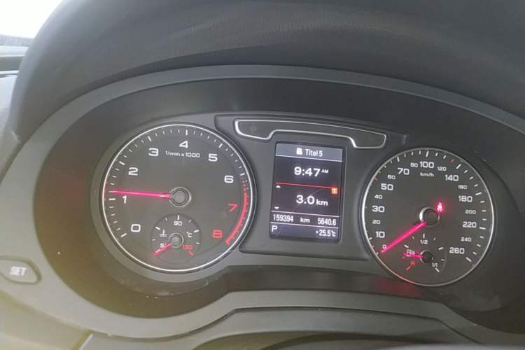 Used Audi Q3 2015 35 TFSI quattro Technology Edition Instrument Cluster