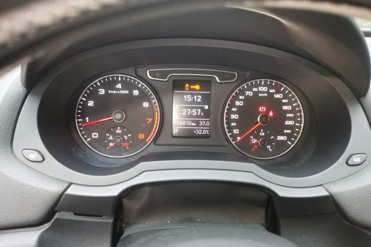 Used Audi Q3 2015 30 TFSI Comfort Model Instrument Cluster