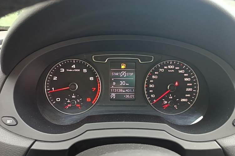 Used Audi Q3 2015 35 TFSI Comfort Model Instrument Cluster