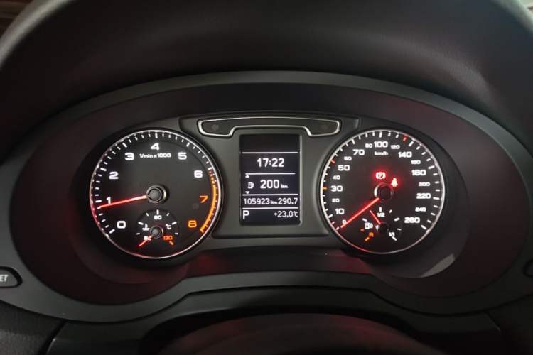 Used Audi Q3 2015 35 TFSI Millionth Anniversary Comfort Model Instrument Cluster