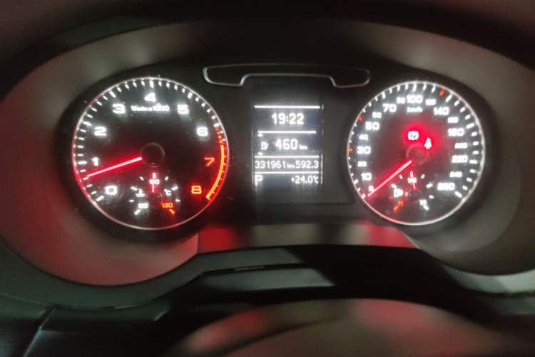 Used Audi Q3 2015 30 TFSI Comfort Model Instrument Cluster