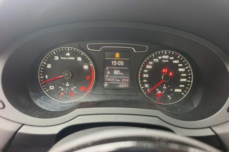 Used Audi Q3 2015 30 TFSI Ambition Edition Instrument Cluster