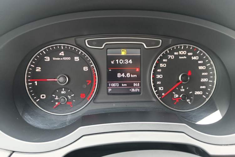 Used Audi Q3 2015 35 TFSI quattro Luxury Edition Instrument Cluster