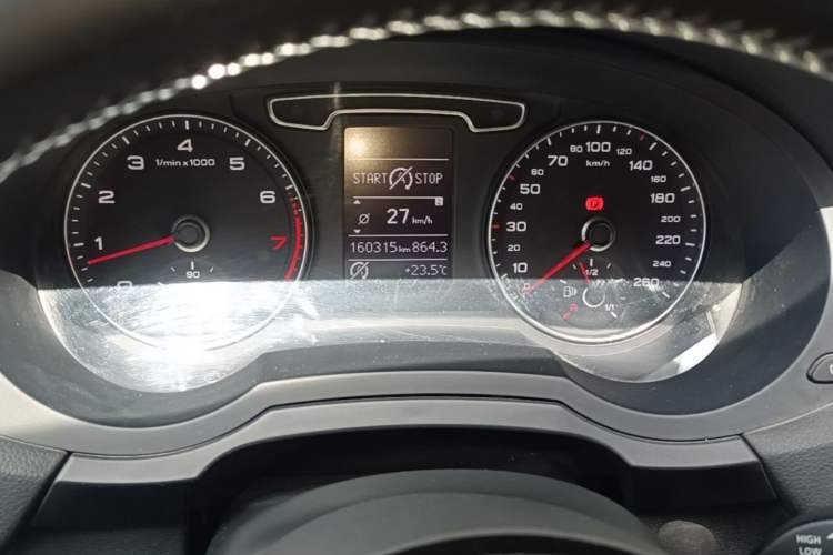 Used Audi Q3 2015 30 TFSI Ambition Edition Instrument Cluster