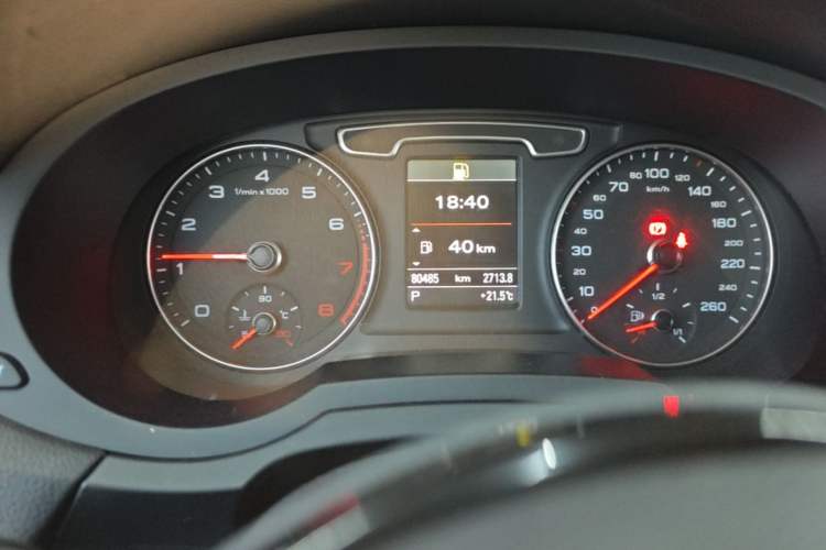 Used Audi Q3 2015 35 TFSI quattro Technology Edition Instrument Cluster
