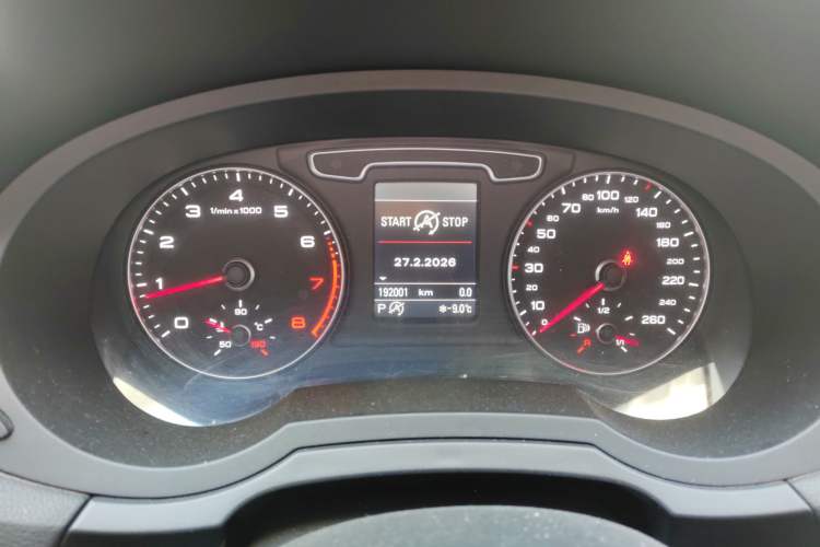 Used Audi Q3 2015 35 TFSI quattro Technology Edition Instrument Cluster