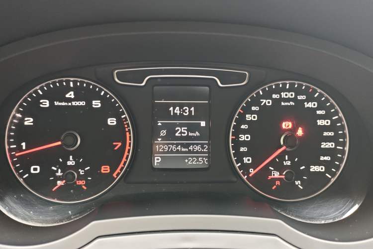 Used Audi Q3 2015 30 TFSI Ambition Edition Instrument Cluster