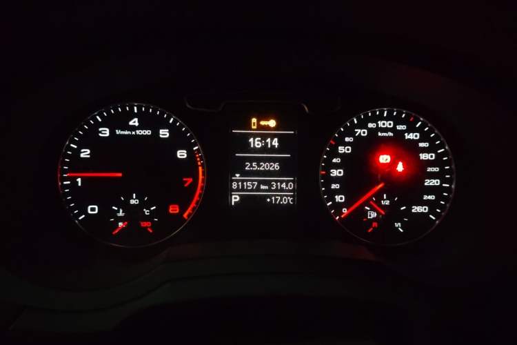 Used Audi Q3 2015 35 TFSI Comfort Model Instrument Cluster