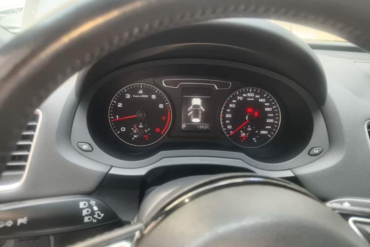 Used Audi Q3 2015 35 TFSI Ambition Edition Instrument Cluster