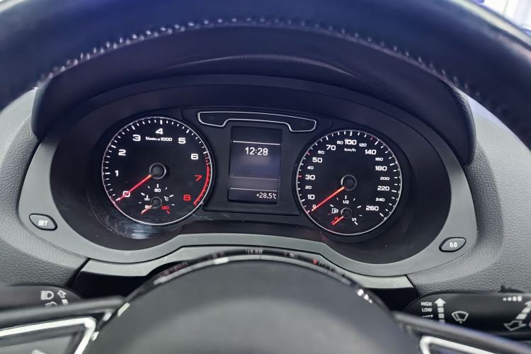 Used Audi Q3 2015 30 TFSI Ambition Edition Instrument Cluster
