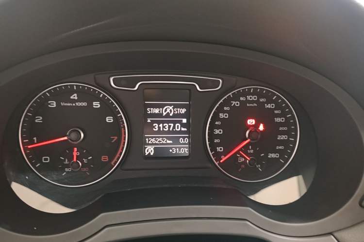 Used Audi Q3 2015 30 TFSI Comfort Model Instrument Cluster