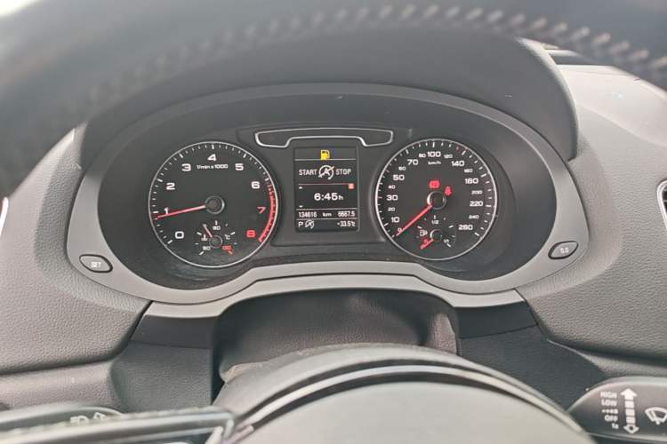 Used Audi Q3 2015 35 TFSI quattro Millionth Anniversary Edition Instrument Cluster